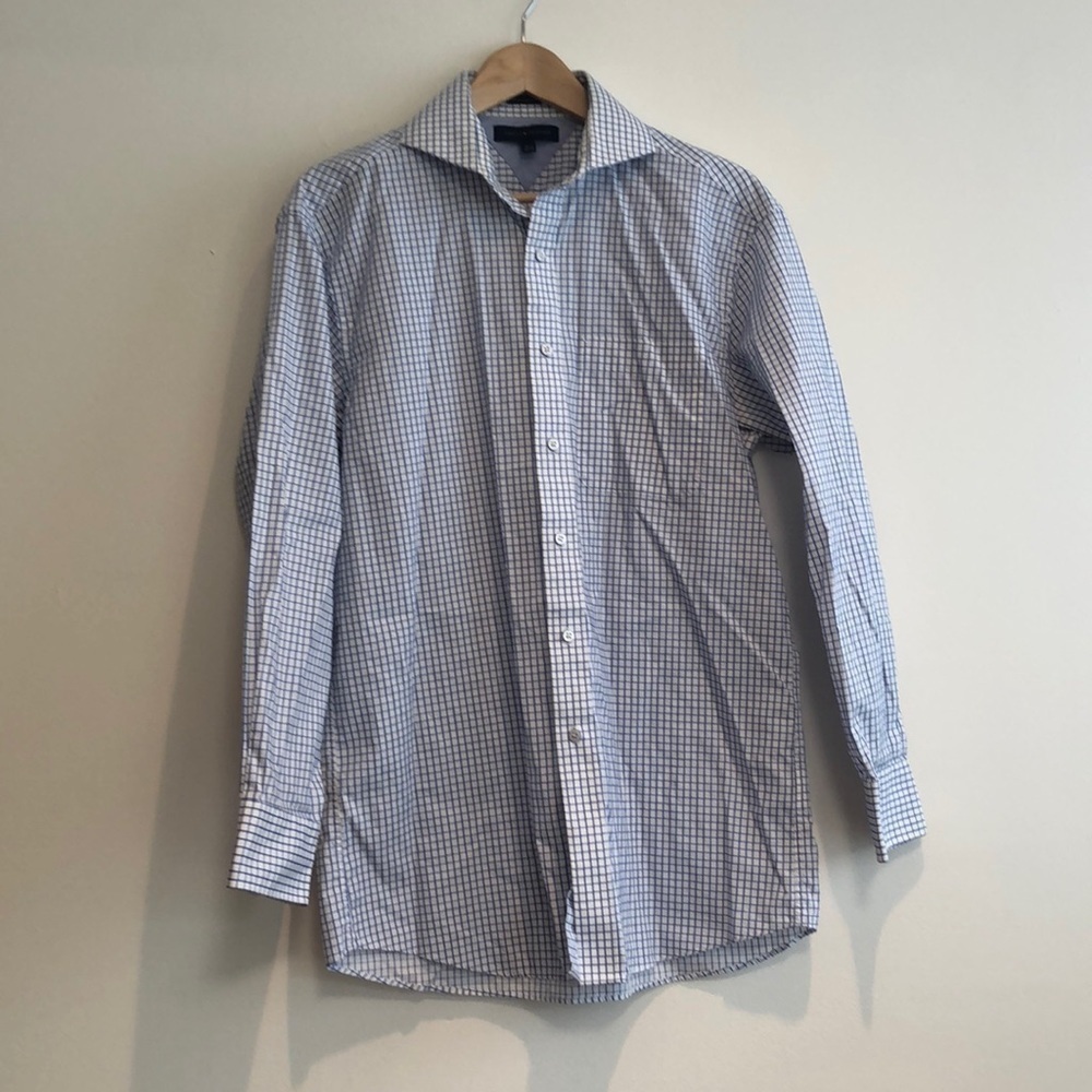 TOMMY Hilfiger Plaid Button Down Long sleeve dress shirt 15 1/2 32-33